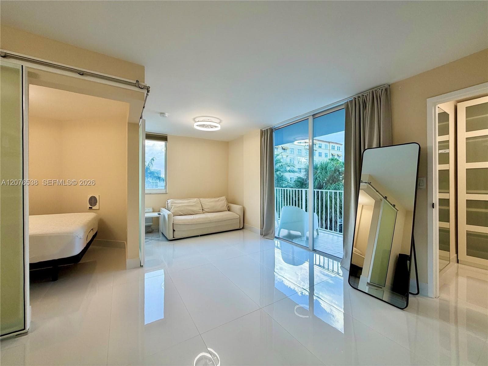 ISLANDER CONDO APTS · #304 in Miami Beach - Photo 4