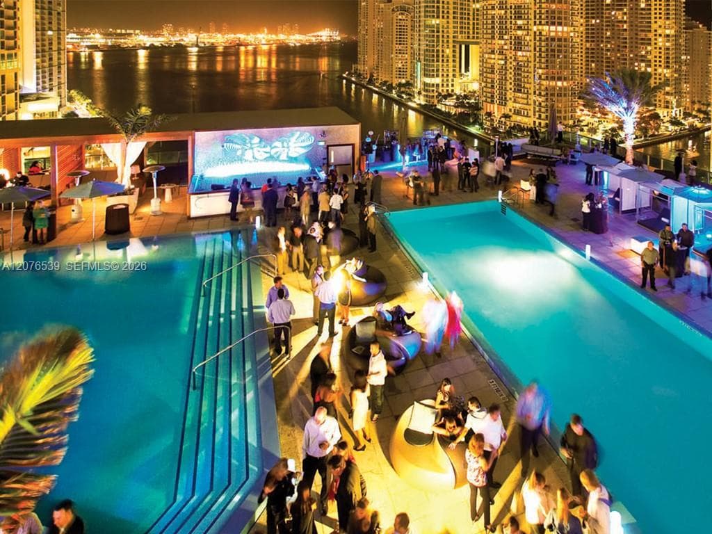 EPIC WEST CONDO · #4512 in Miami - Photo 19