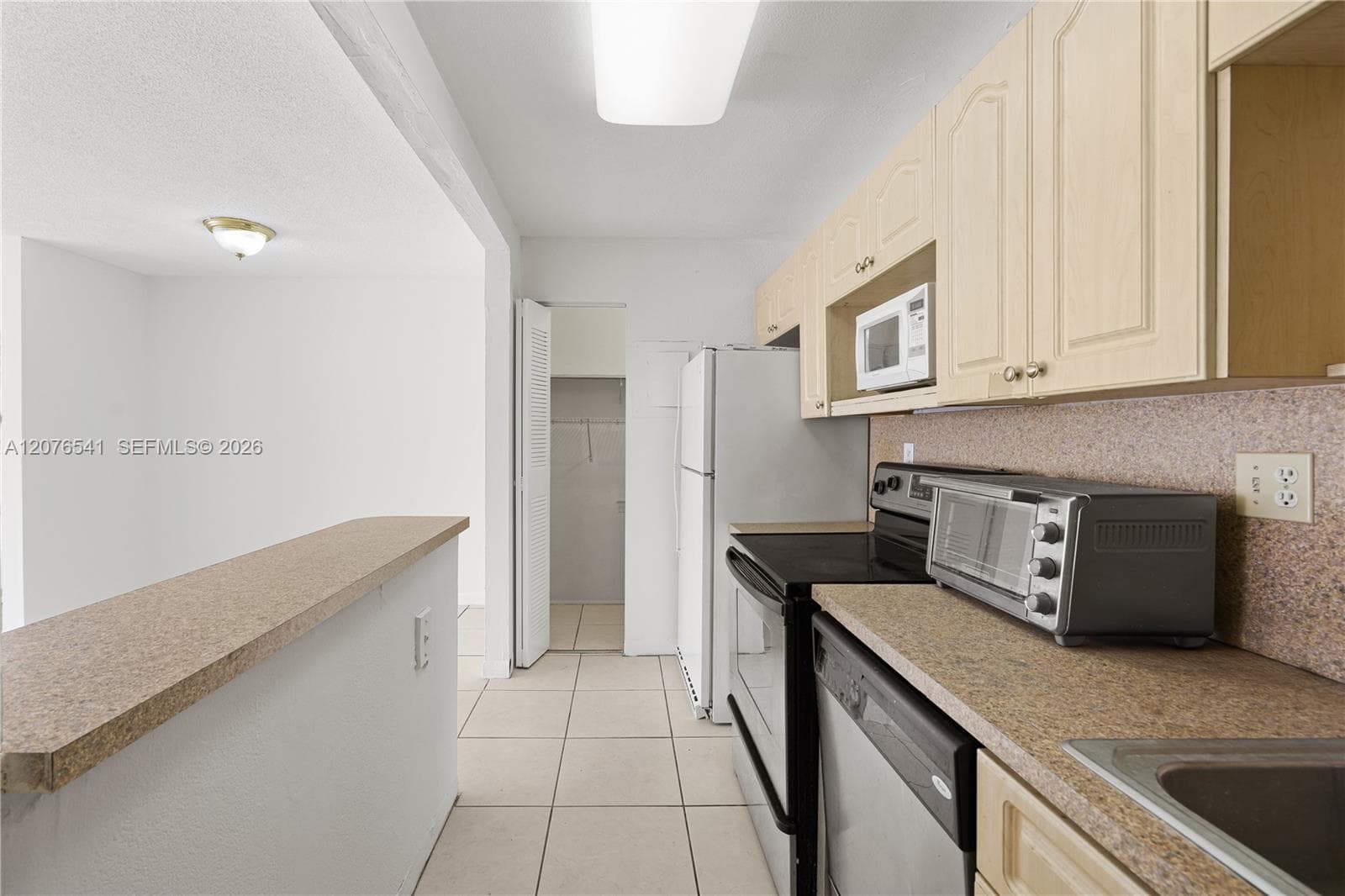 DORAL GARDENS CONDO · #2A in Doral - Photo 9