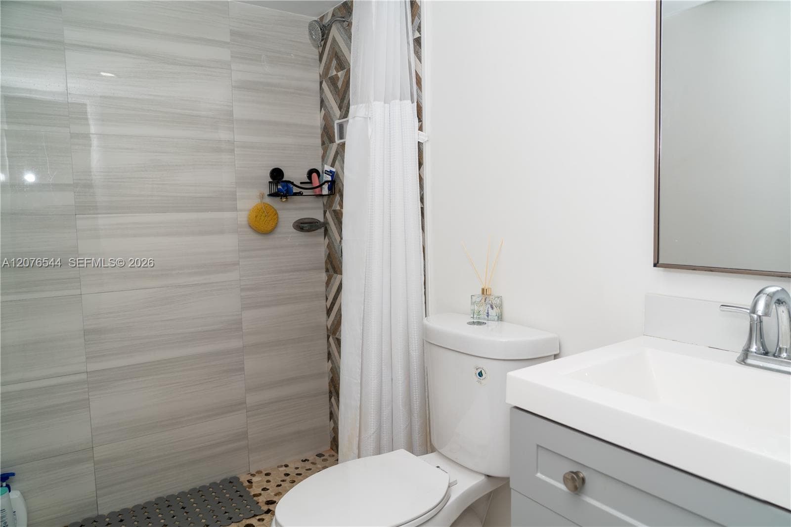 SANDALWOOD CONDO APTS · #405 in Miami - Photo 12