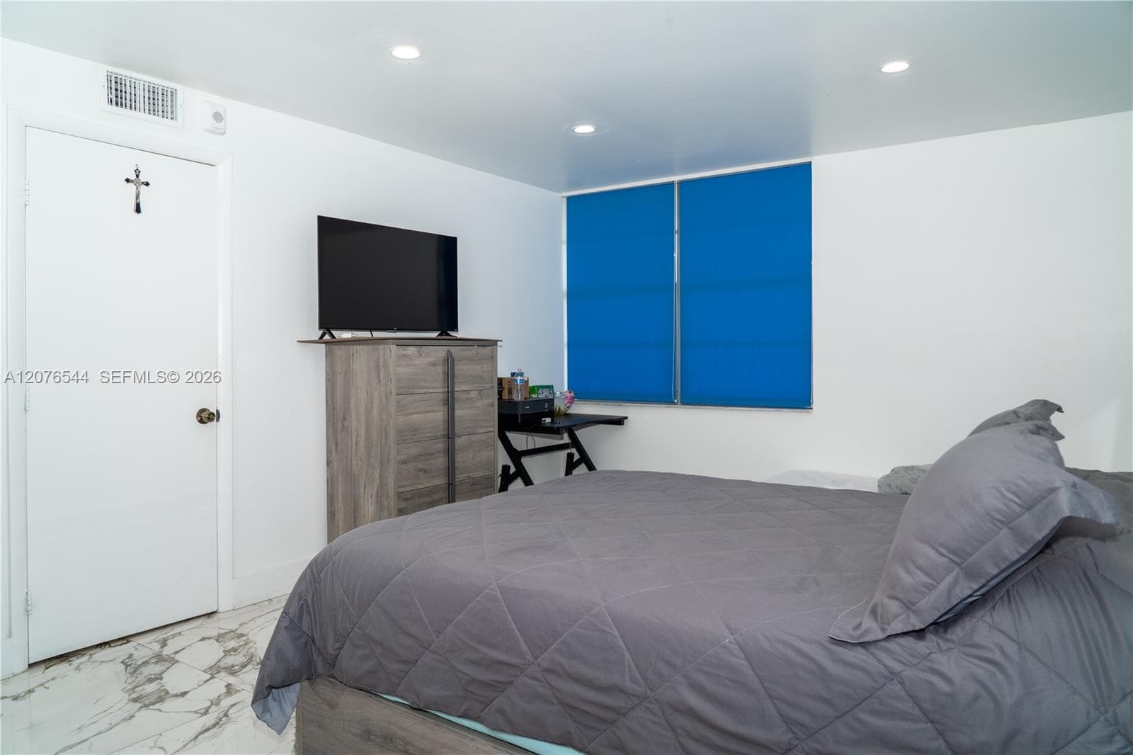 SANDALWOOD CONDO APTS · #405 in Miami - Photo 11