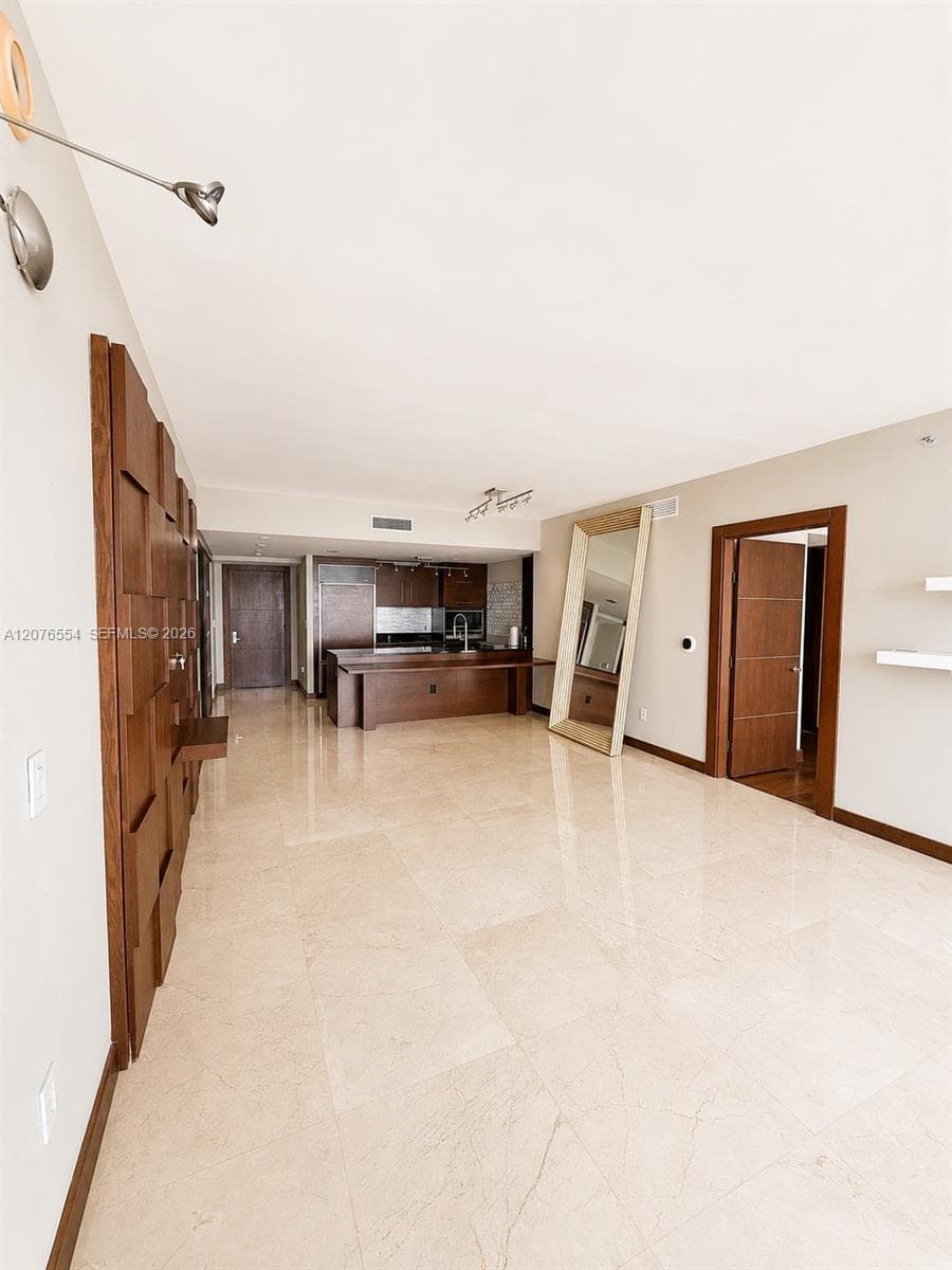 Icon Brickell I · #5605 in Miami - Photo 16