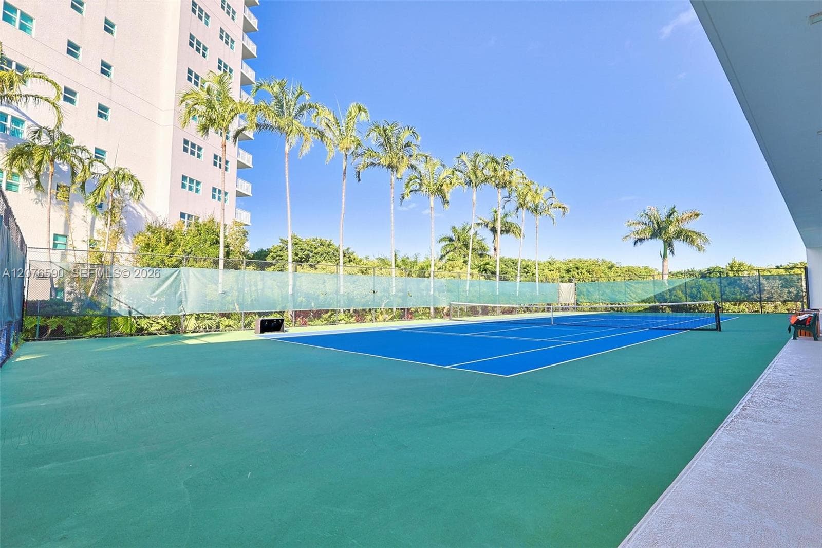 THE OAKS I CONDO · #401 in North Miami - Photo 32