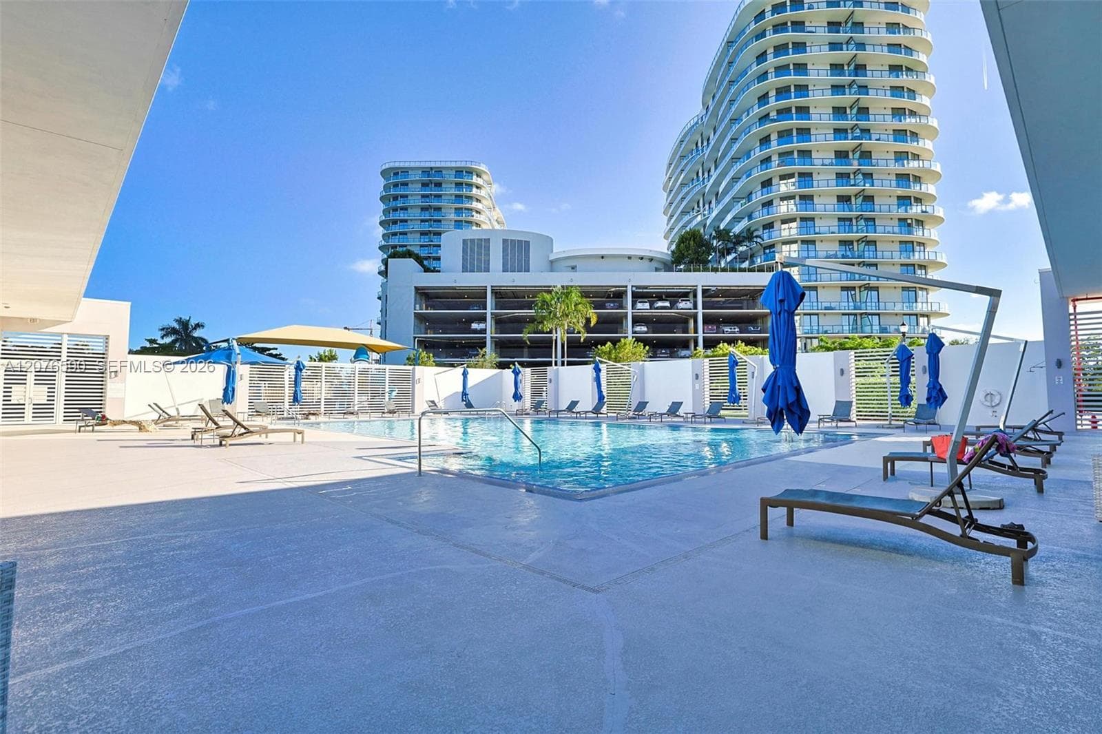 THE OAKS I CONDO · #401 in North Miami - Photo 34