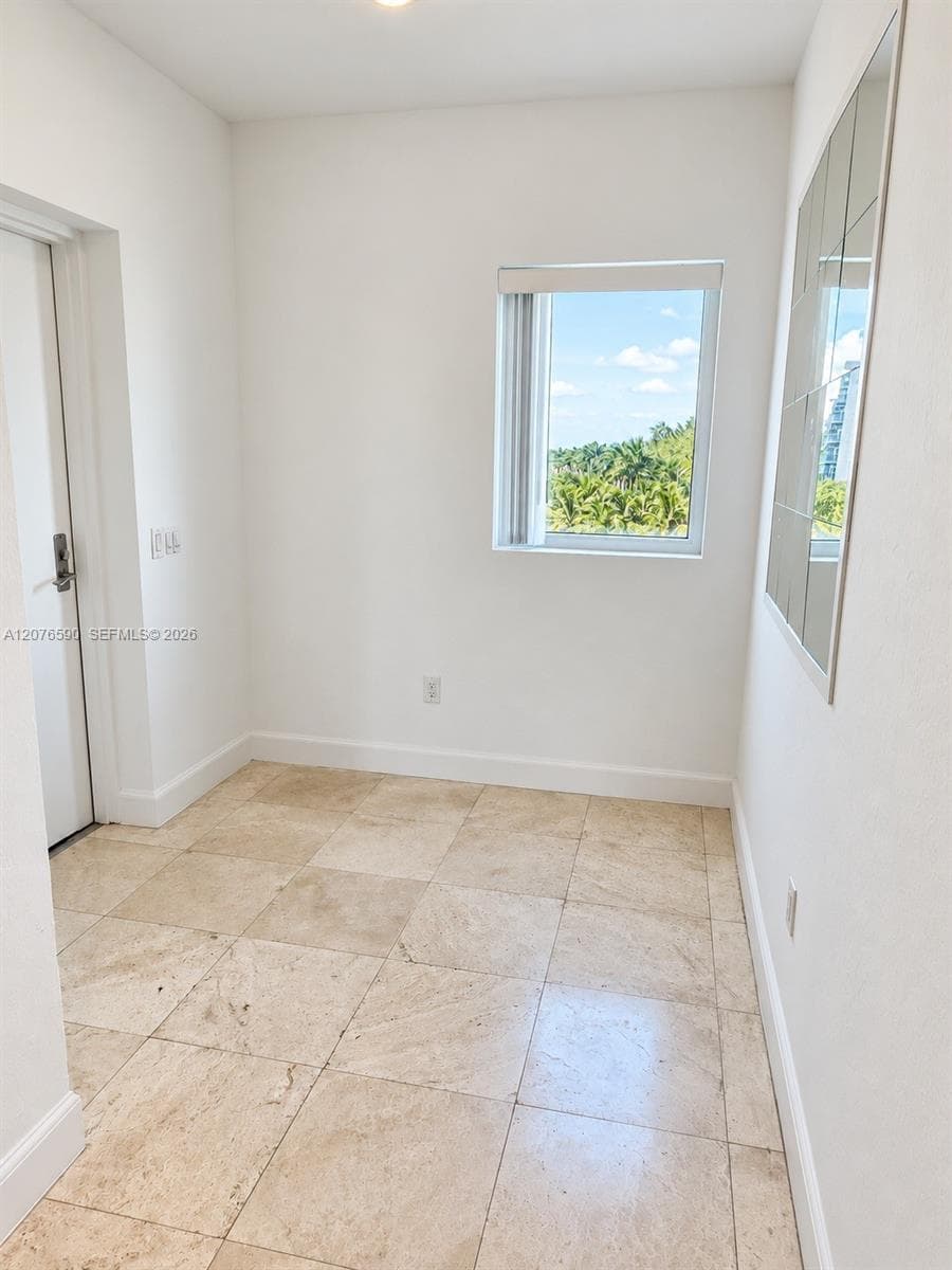 THE OAKS I CONDO · #401 in North Miami - Photo 18