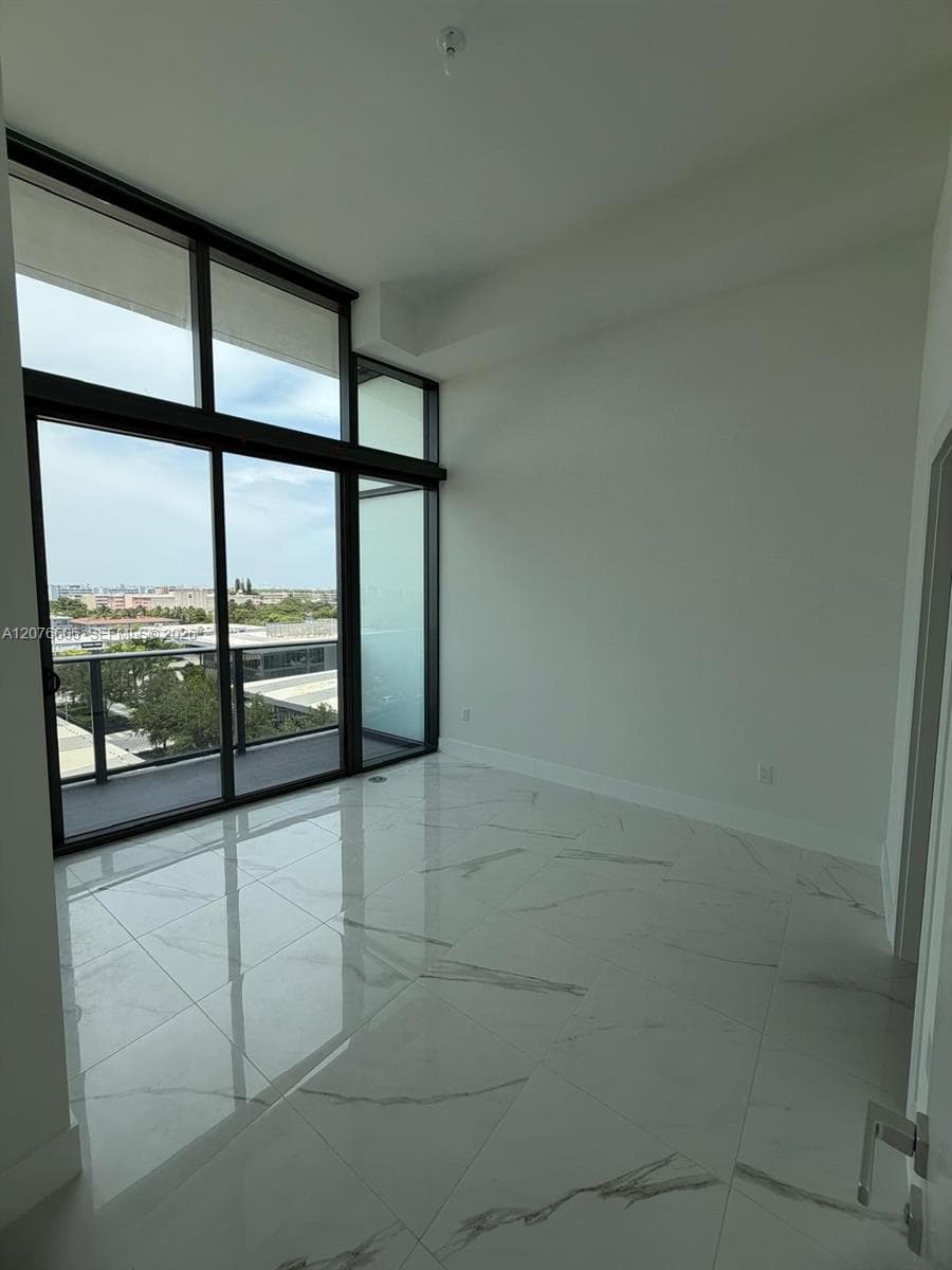 OASIS HALLANDALE WEST · #607 in Hallandale Beach - Photo 7