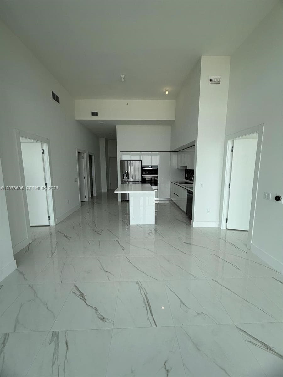 OASIS HALLANDALE WEST · #607 in Hallandale Beach - Photo 4