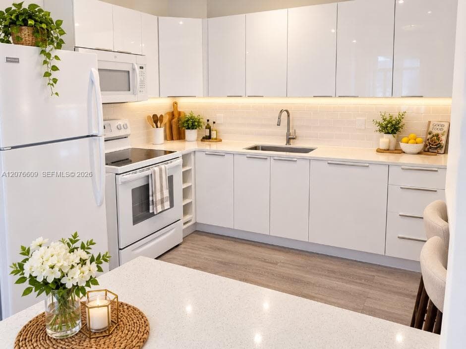 ARLEN HOUSE CONDO · #1608 in Sunny Isles Beach - Photo 6