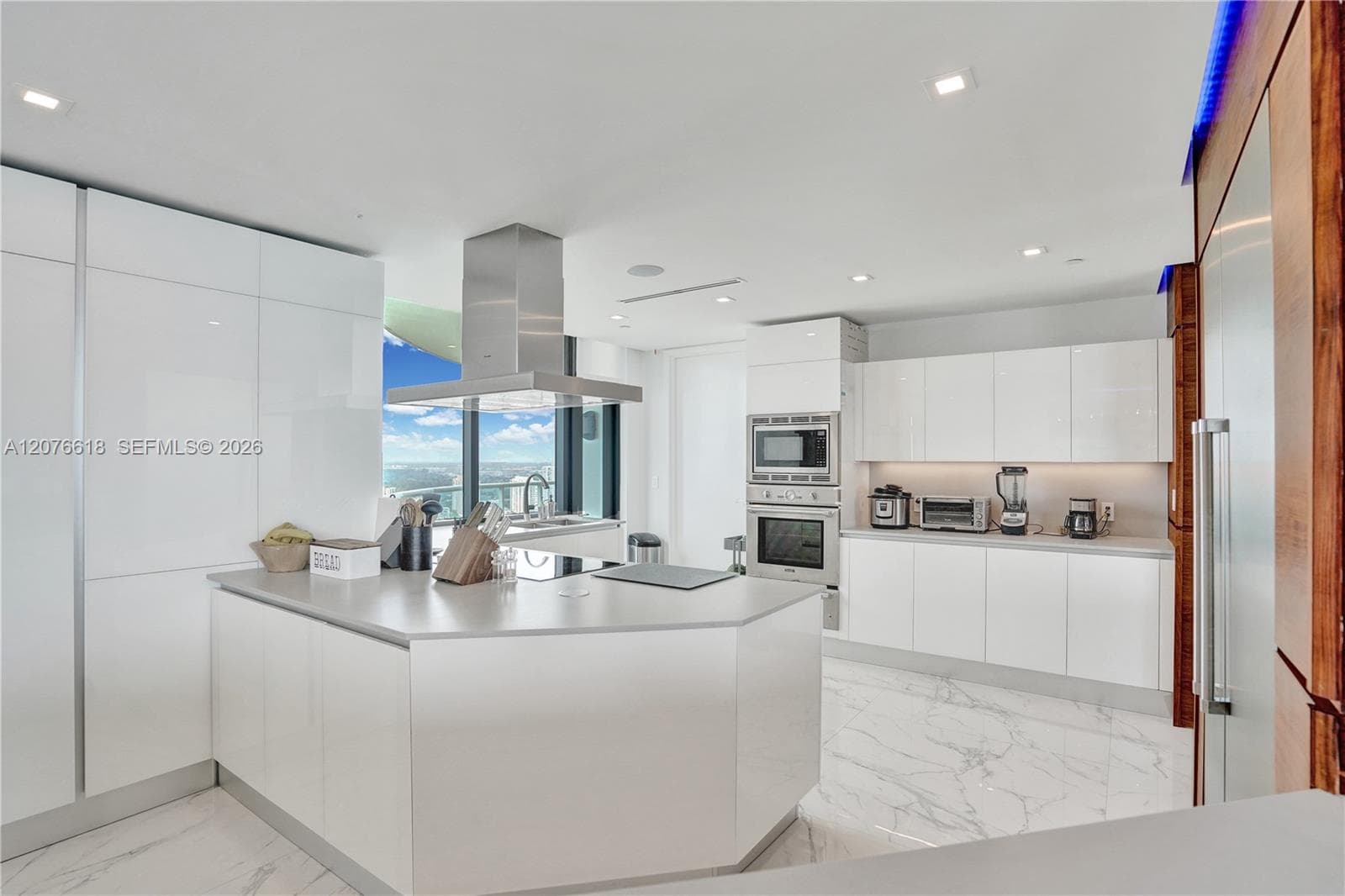 4000 ISL BLVD WILLIAMS IS · #PH2 in Aventura - Photo 9
