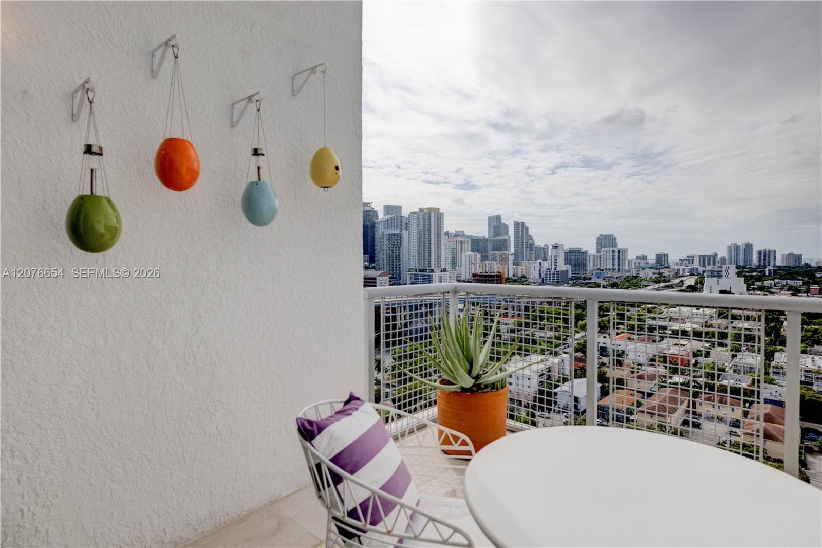 Neo Loft · #PHII08 in Miami - Photo 40