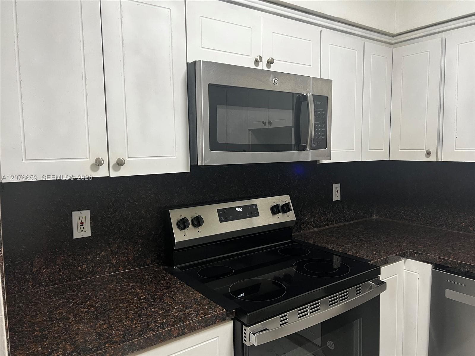PARKVIEW POINT CONDO · #8I in Miami Beach - Photo 3