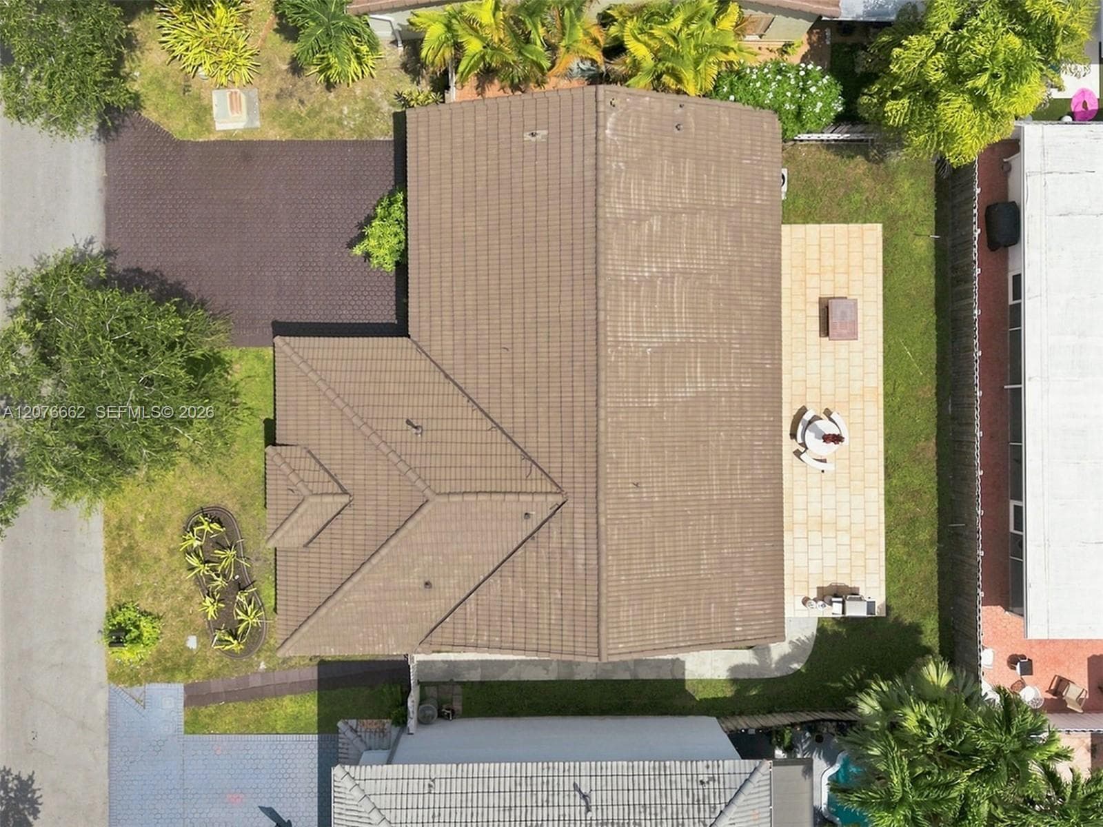 19181 NW 89th Ave photo 36