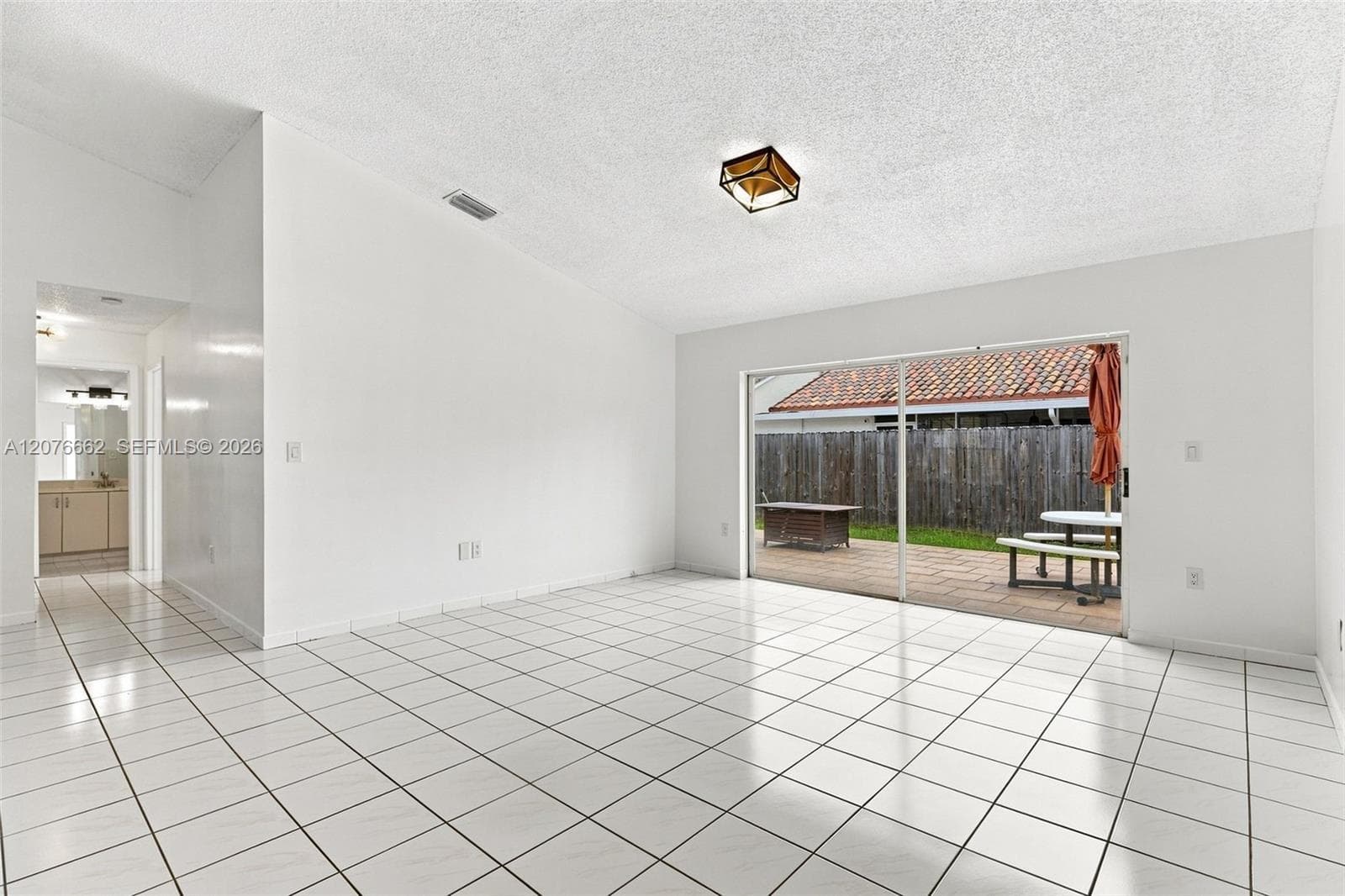 19181 NW 89th Ave photo 10