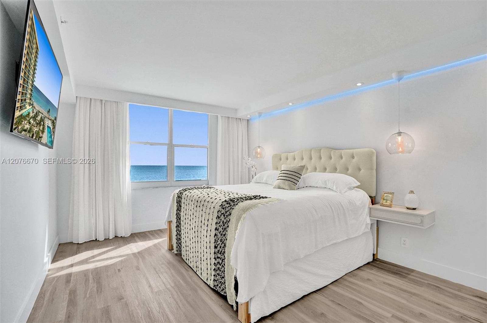 WAVE CONDO · #823 (Available now) in Hollywood - Photo 18