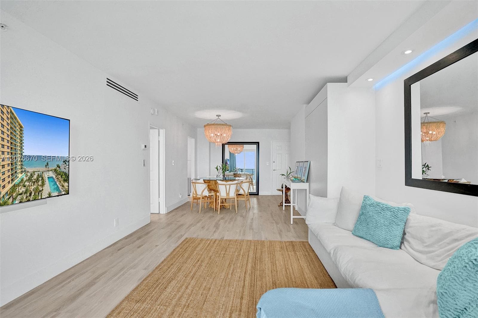 WAVE CONDO · #823 (Available now) in Hollywood - Photo 11