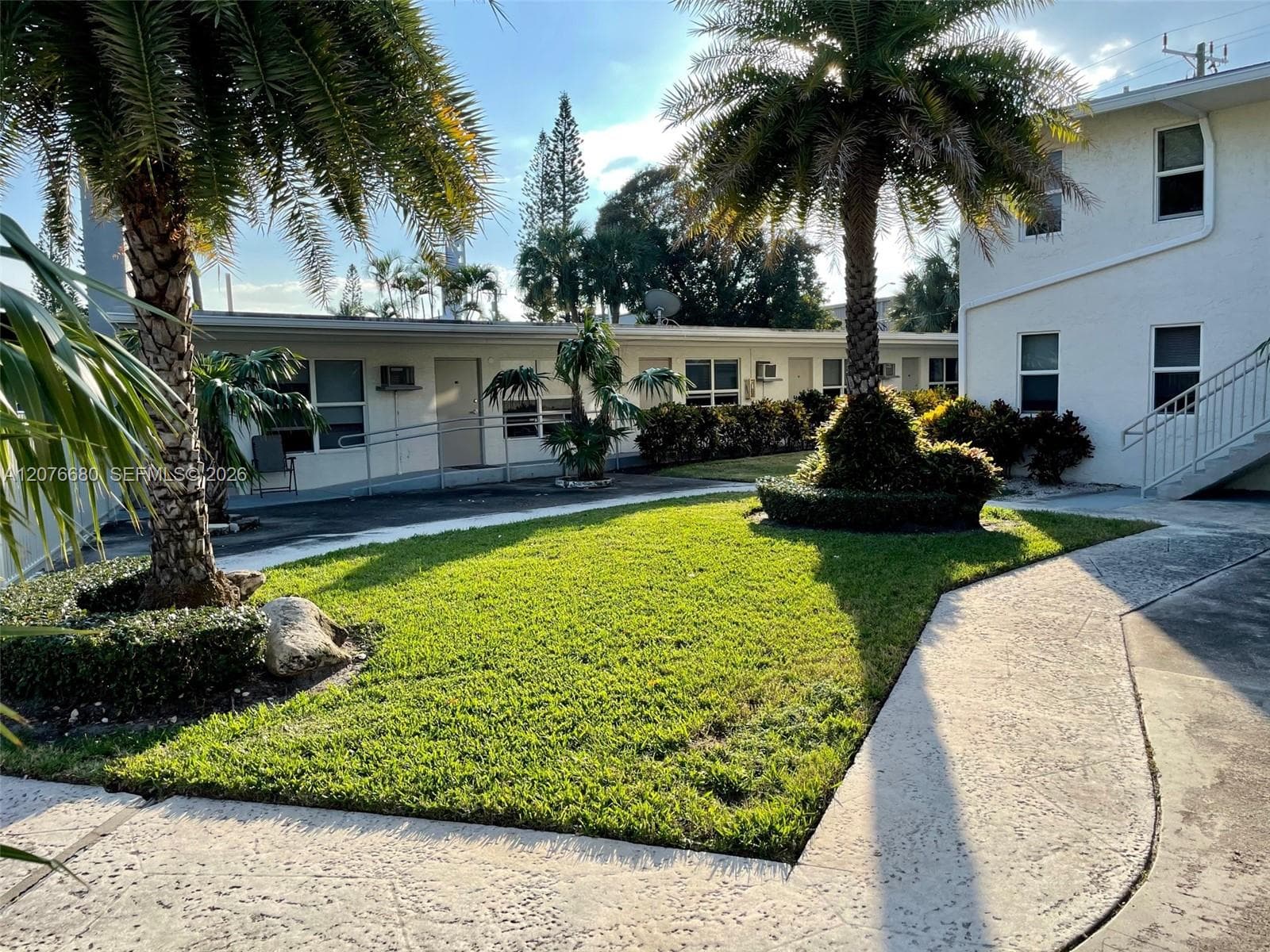 POMPANO ISLES SEC · #N8 in Pompano Beach - Photo 1