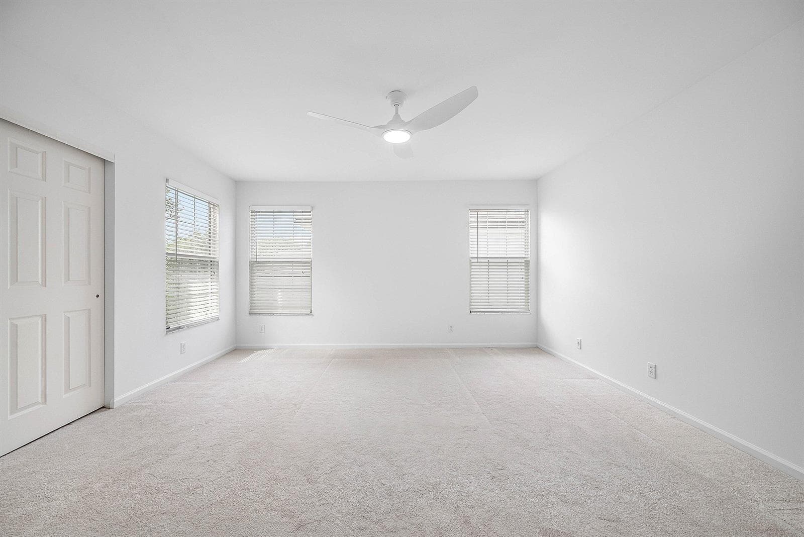 3RD BDRM W/PRIVATE BATH