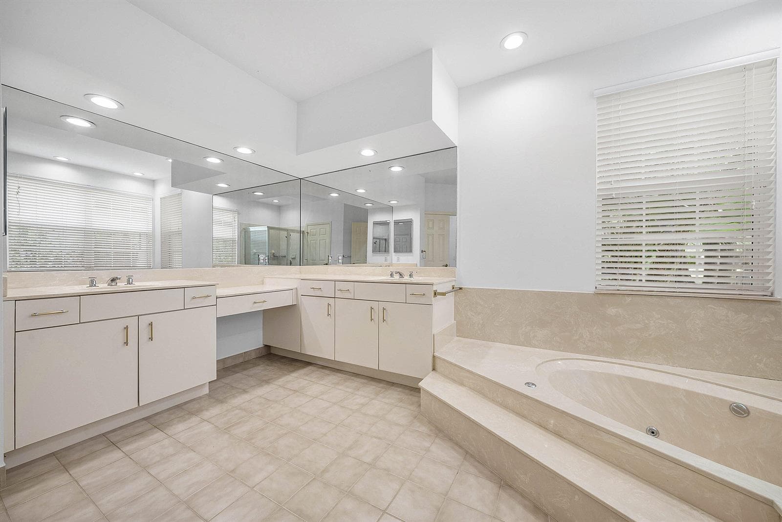 037-6026Northwest30thWay-BocaRaton-FL-33