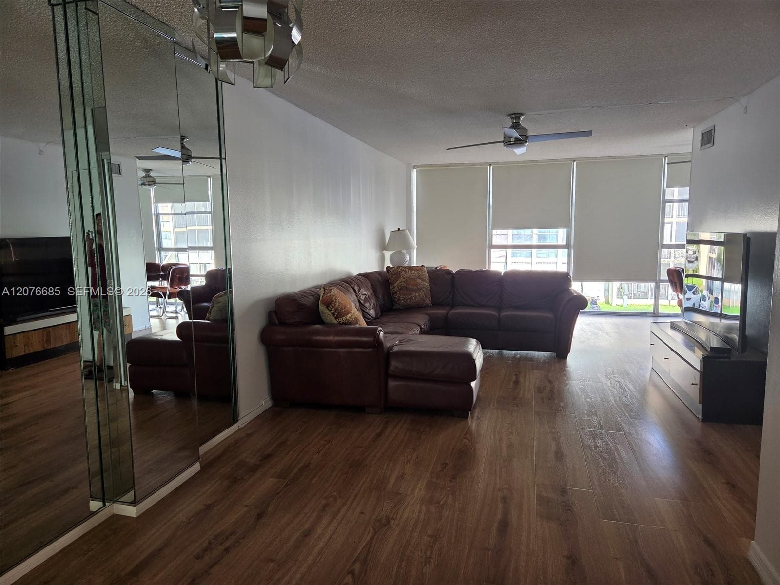 DESOTO PARK CONDO · #209 in Hallandale Beach - Photo 1