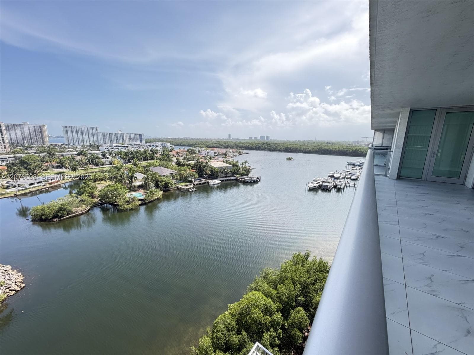 Parque Towers · #5-1008 in Sunny Isles Beach - Photo 2