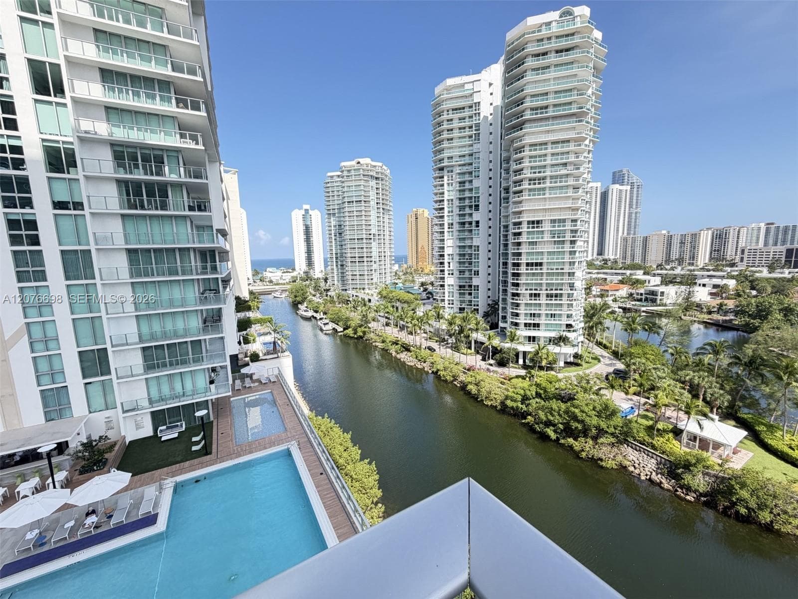 Parque Towers · #5-1008 in Sunny Isles Beach - Photo 3