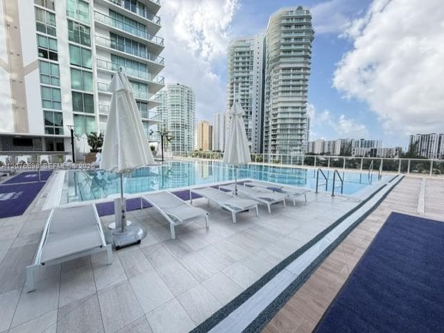 Parque Towers · #5-1008 in Sunny Isles Beach - Photo 32