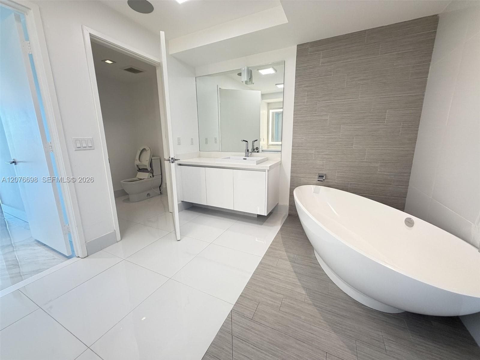 Parque Towers · #5-1008 in Sunny Isles Beach - Photo 29