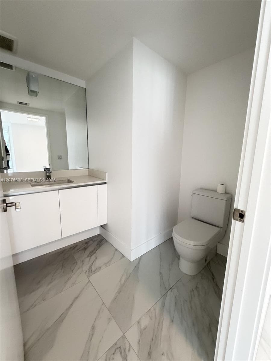 Parque Towers · #5-1008 in Sunny Isles Beach - Photo 21
