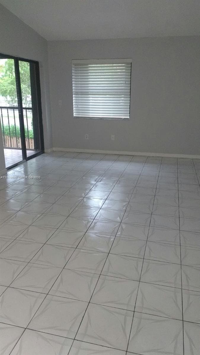 BANYAN TREE CONDO 8 · #202 in Miami - Photo 6