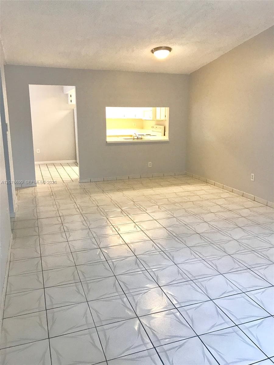 BANYAN TREE CONDO 8 · #202 in Miami - Photo 7