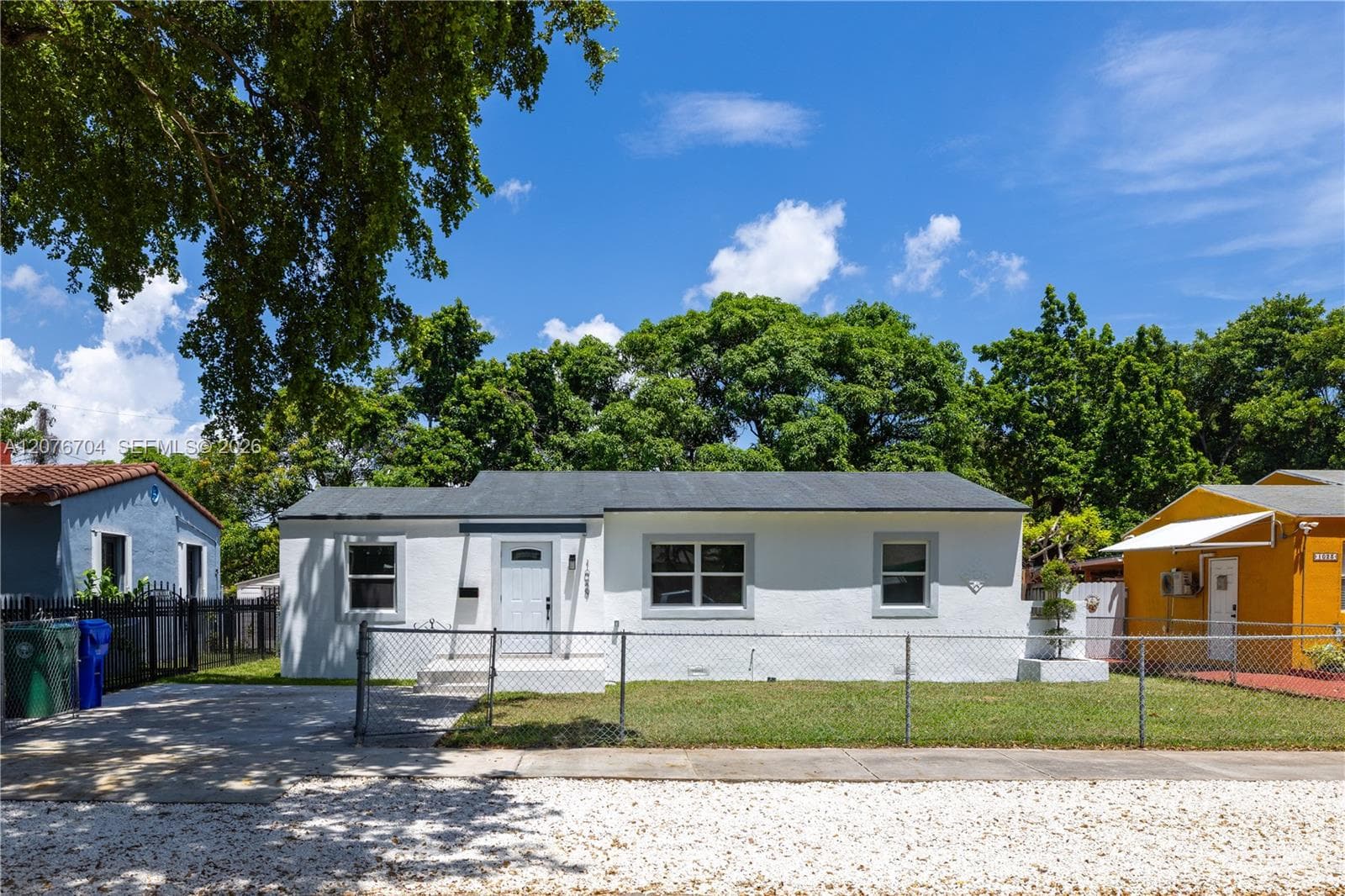 1029 NW 42nd St photo 1