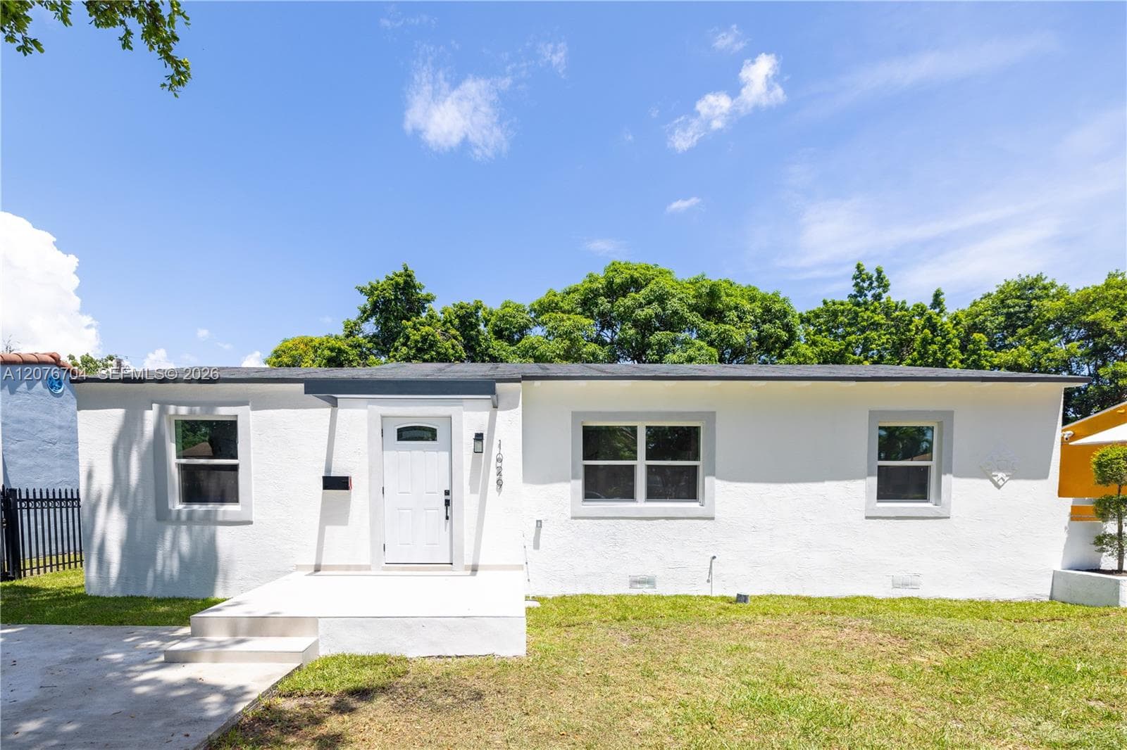 1029 NW 42nd St photo 5