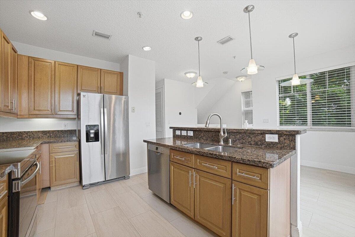 21-Kitchen-B