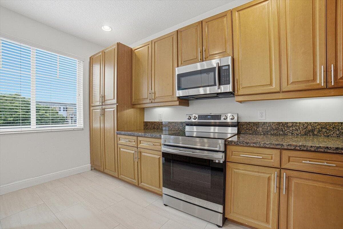 24-Kitchen-D