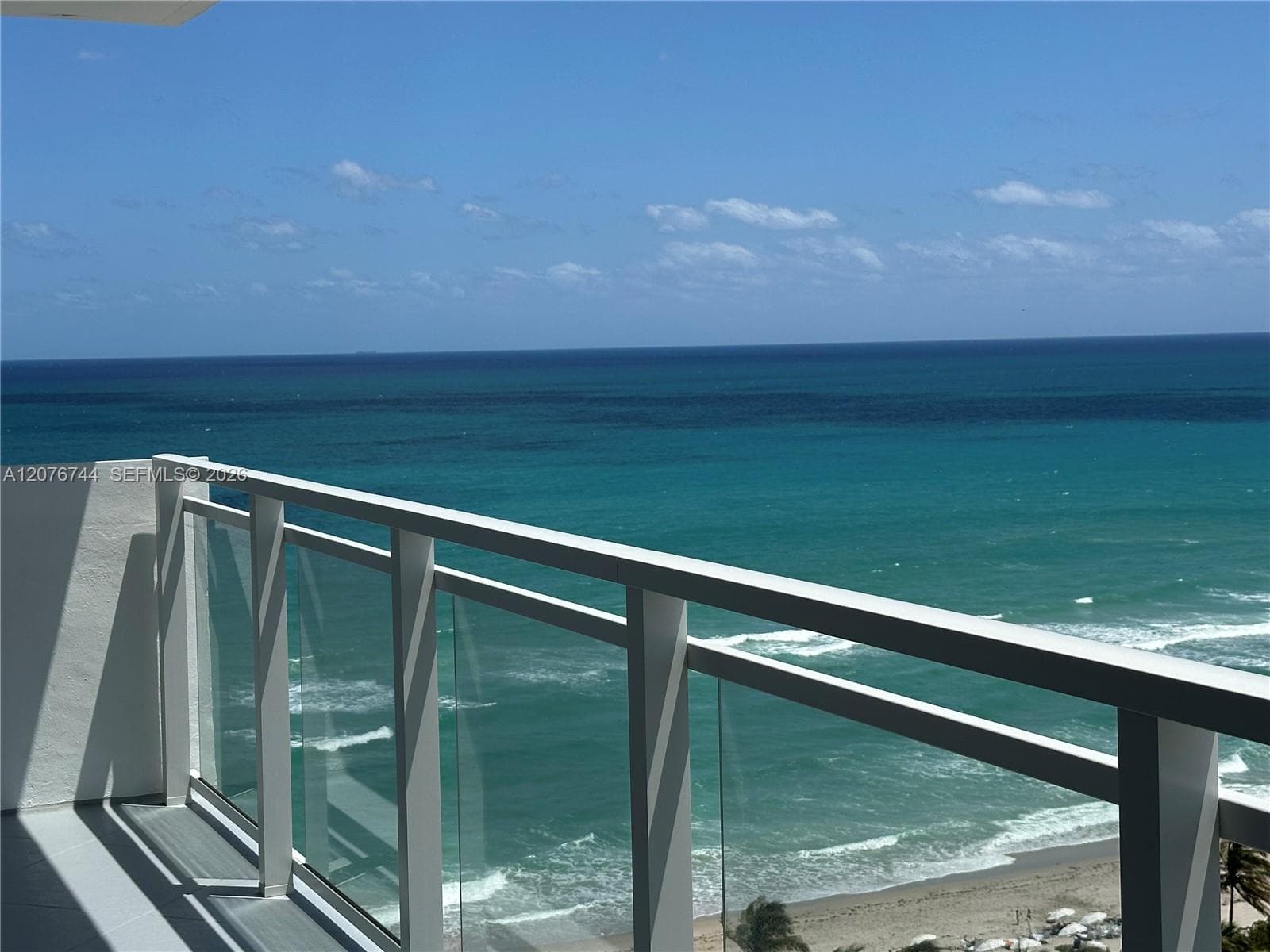 PARKER PLAZA CONDO ESTATE · #1611 in Hallandale Beach - Photo 2