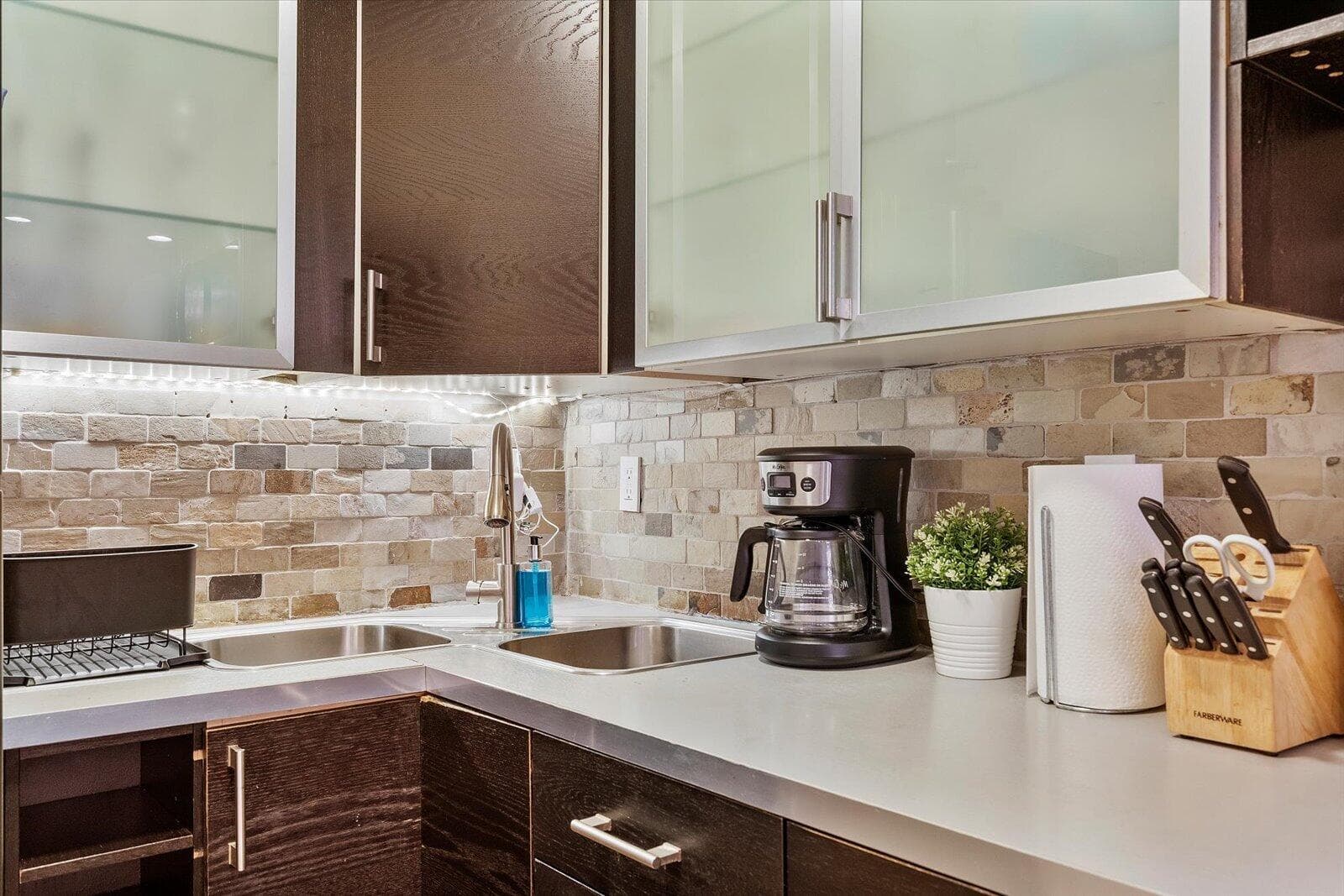 08-3522 NE 166th St #6_17