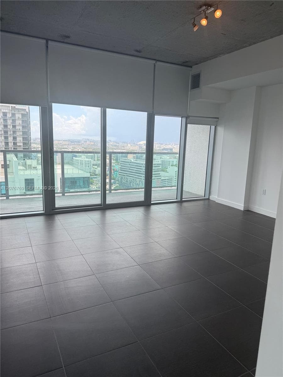 Midtown 4 · #H2702 in Miami - Photo 24