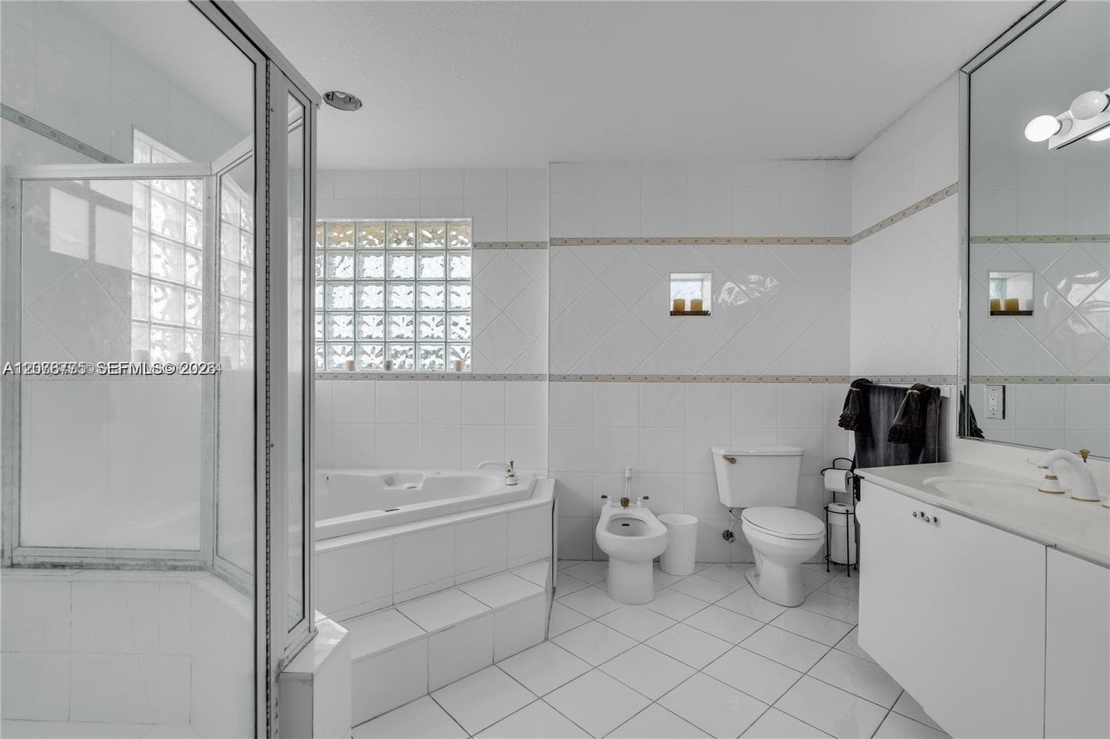 13904 SW 18th Ter photo 20