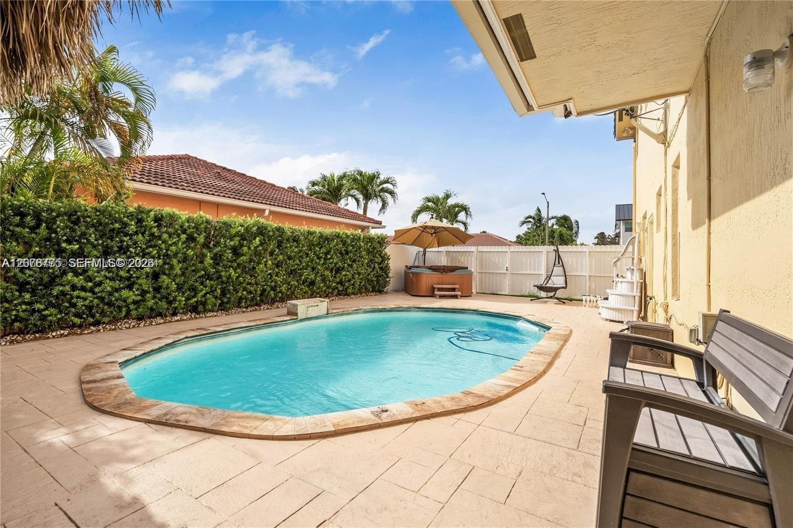 13904 SW 18th Ter photo 37