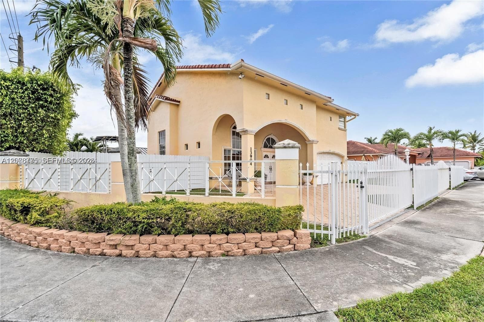 13904 SW 18th Ter photo 39