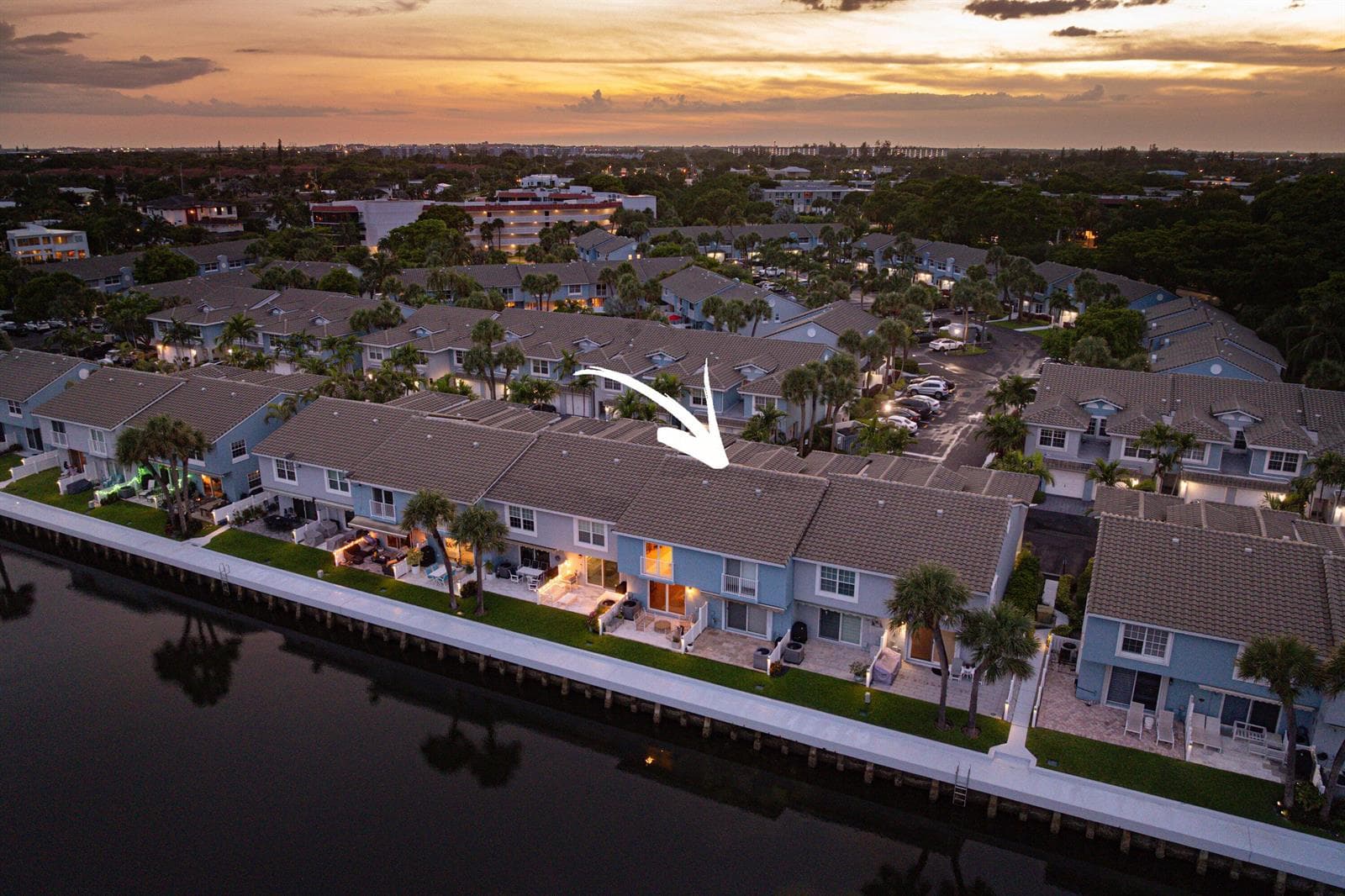 063-900JefferyStreet-BocaRaton-FL-33487-