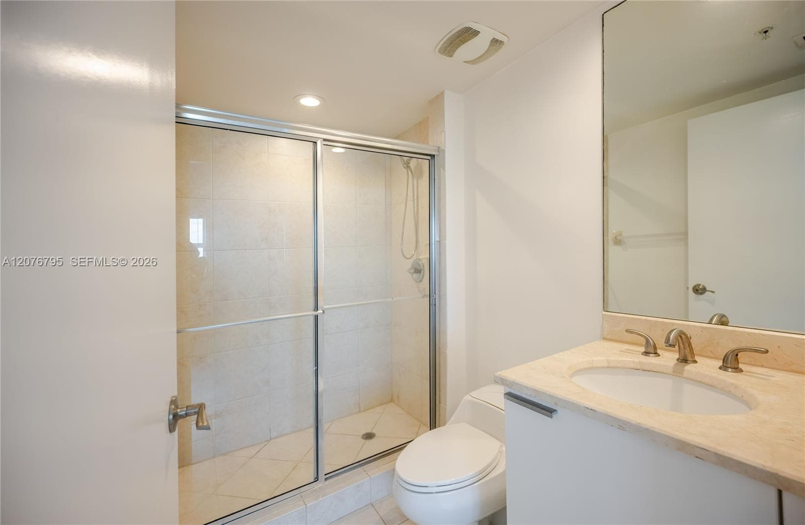THE OAKS I CONDO · #2403 in North Miami - Photo 16