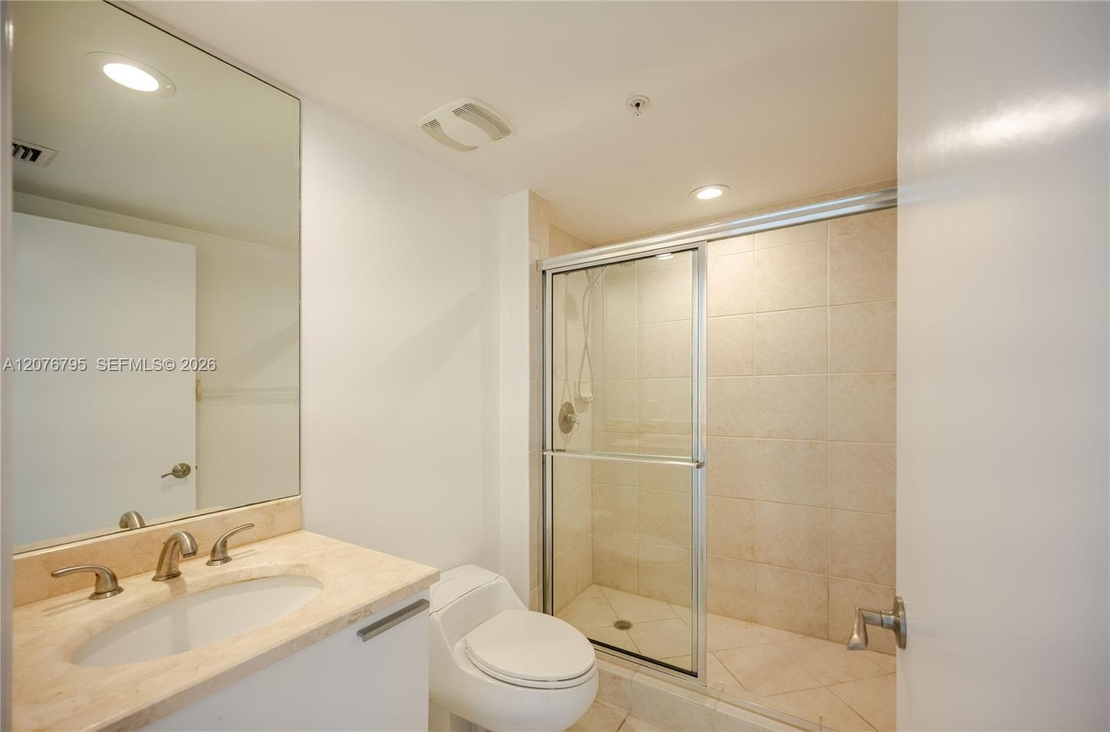 THE OAKS I CONDO · #2403 in North Miami - Photo 12