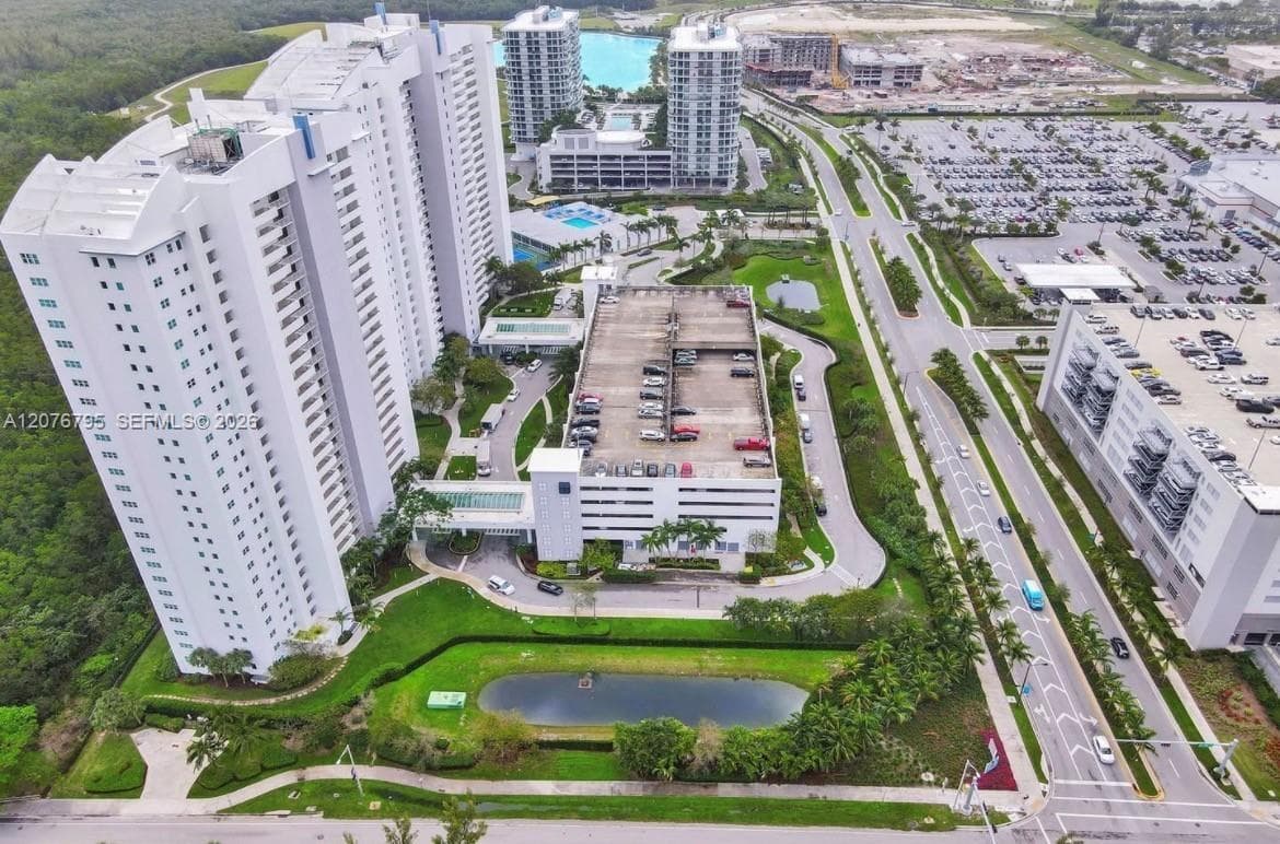THE OAKS I CONDO · #2403 in North Miami - Photo 32