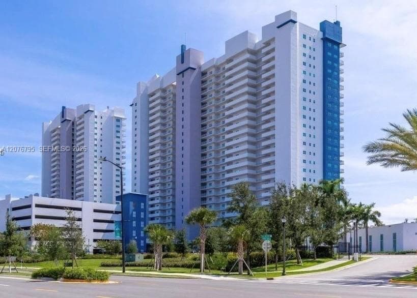THE OAKS I CONDO · #2403 in North Miami - Photo 33