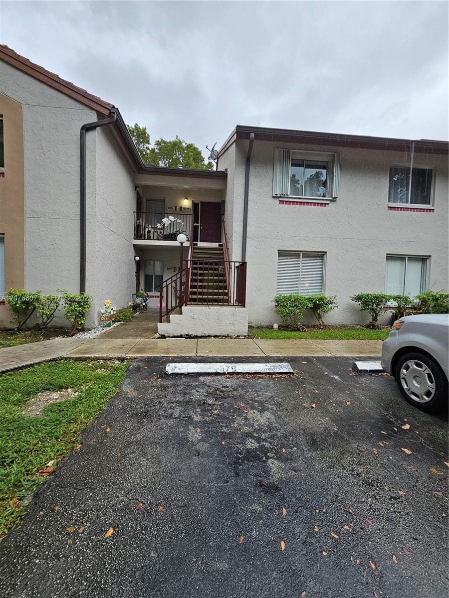 PARC VISTA · #9077 in Miami - Photo 2