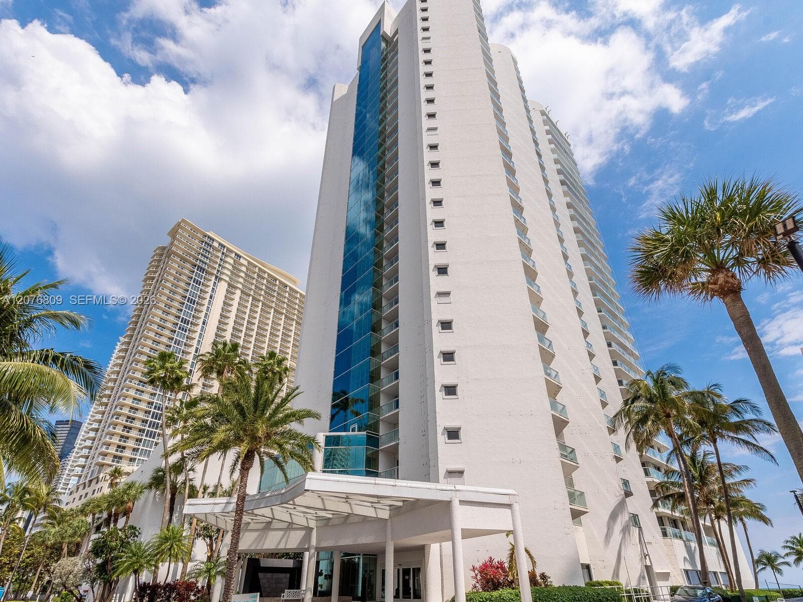 Oceania III · #1131 in Sunny Isles Beach - Photo 2