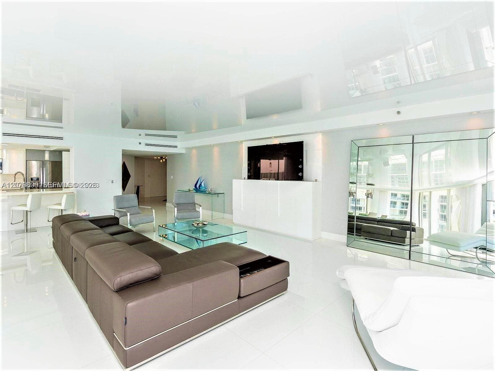 Oceania III · #1131 in Sunny Isles Beach - Photo 14