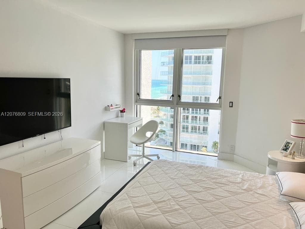 Oceania III · #1131 in Sunny Isles Beach - Photo 35