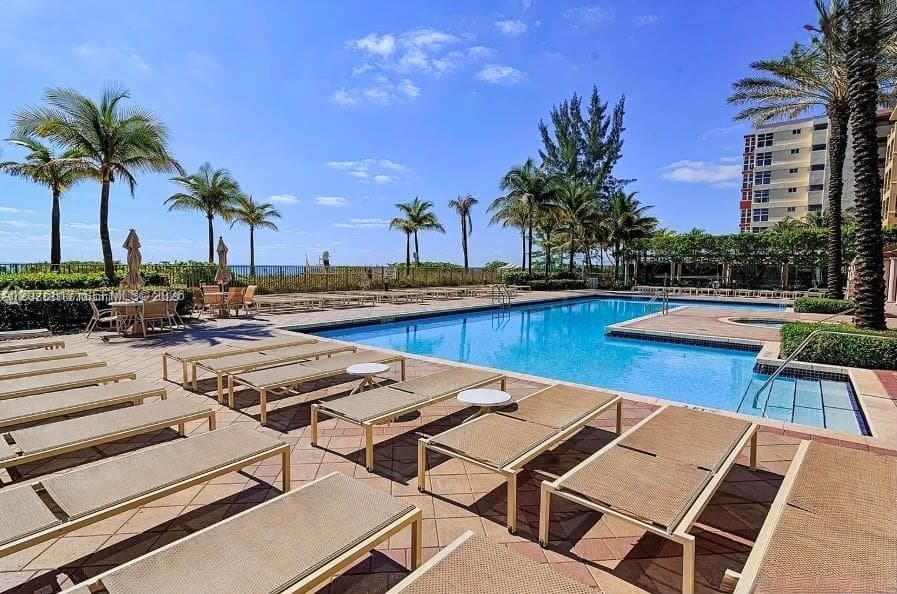 2080 OCEAN DRIVE CONDO · #1611 in Hallandale Beach - Photo 5